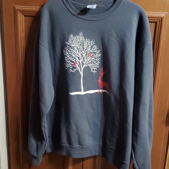 Jerzees Tops - Womans crew neck winter deer sweatshirt